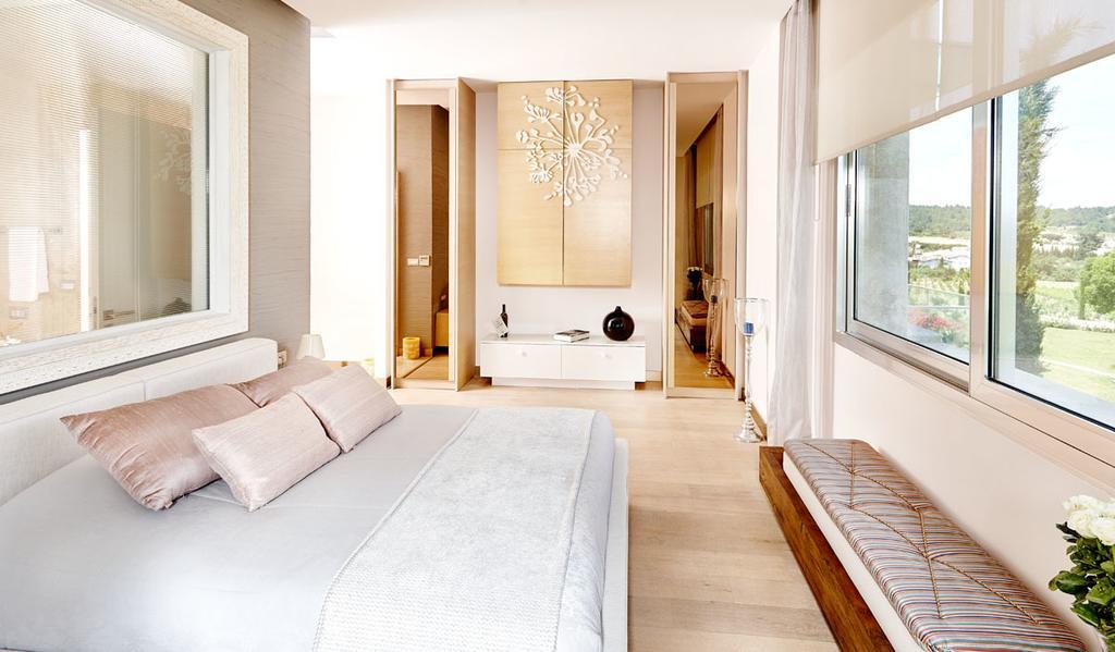 Two Rooms Hotel 울라 객실 사진
