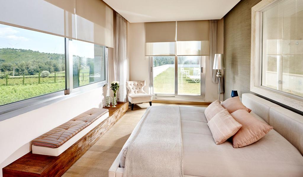 Two Rooms Hotel 울라 객실 사진